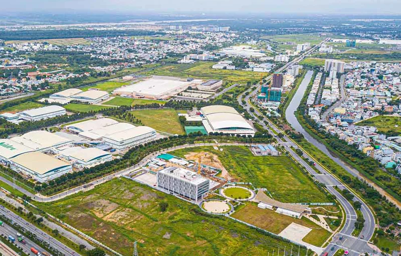 Sống gần Khu Công Nghệ Cao – Lợi ích kép cho chuyên gia & gia đình