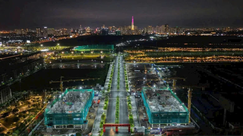 Công trình thi công Căn hộ Global City ban đêm